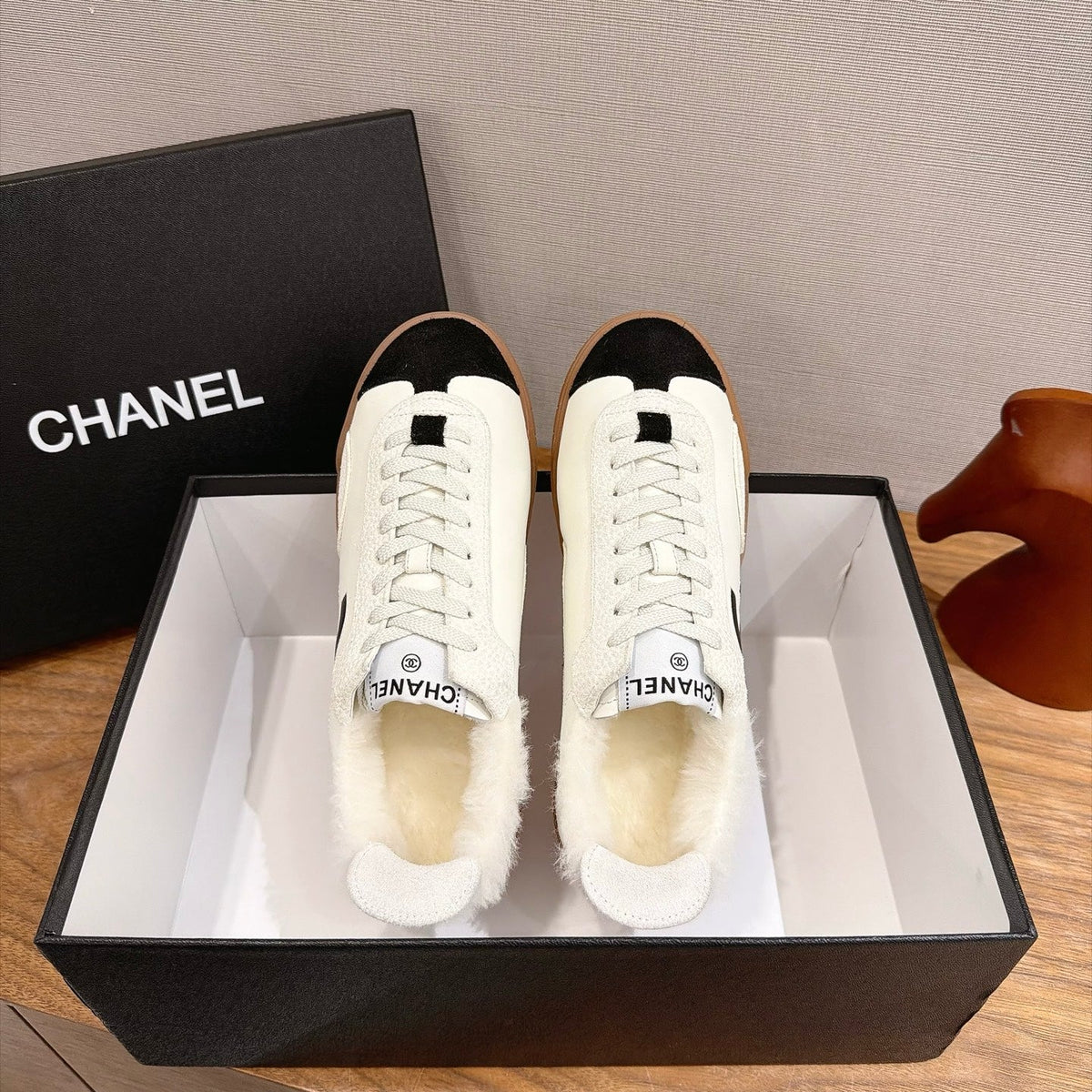 Chanel 2026 Sneakers Leather Wool 196208