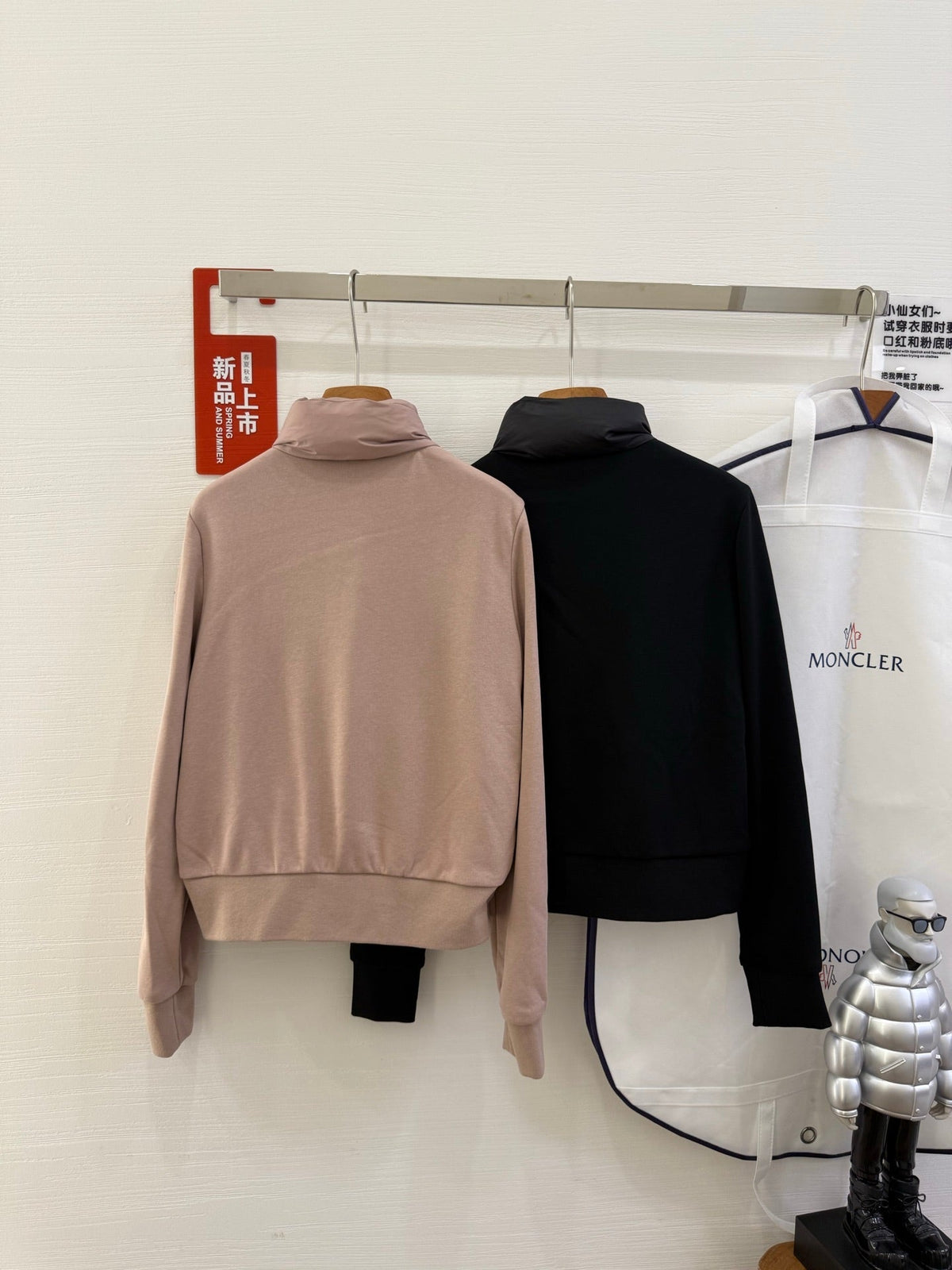 Moncler 25 Cardigan Pleated Polyamide 288478