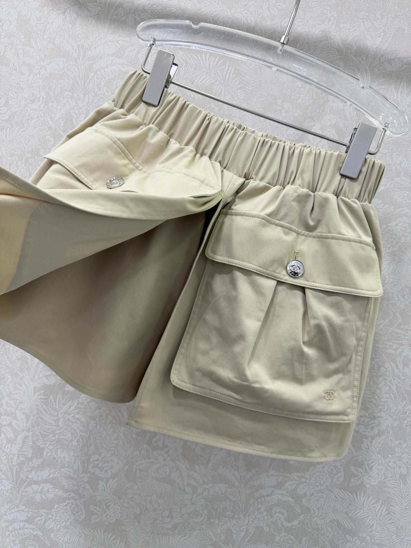 Chanel 2026 Large Pocket Cargo Shorts Skirt Khaki Cotton 359637