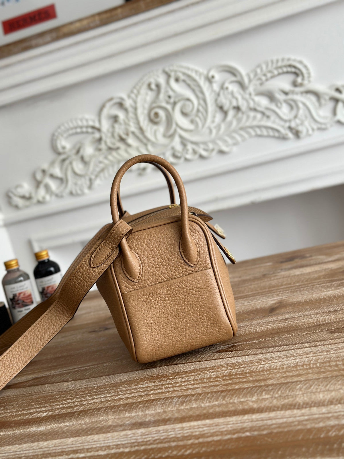 High-end Hermes 2026 Lindy Bag 19cm Togo Leather 3