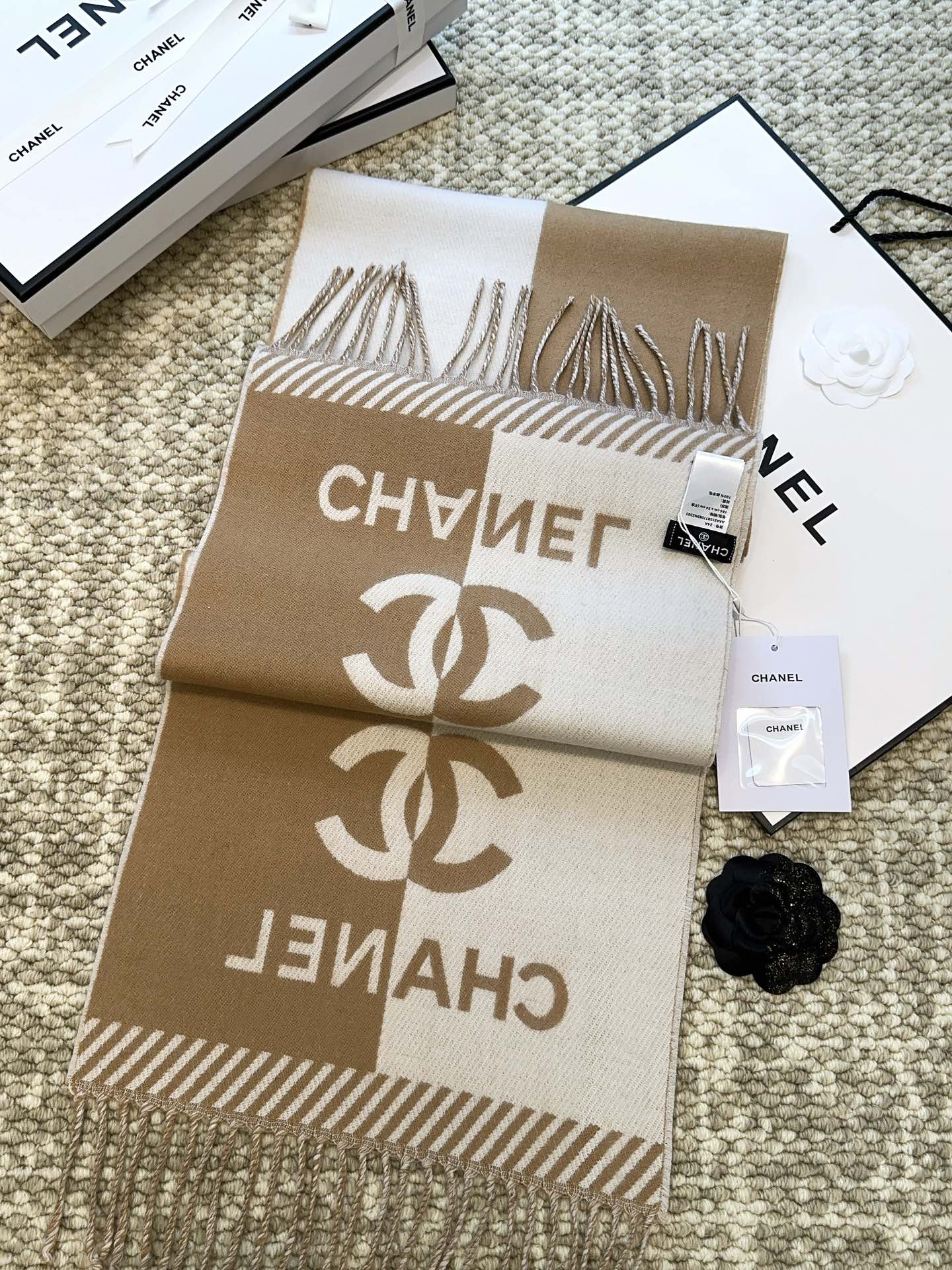 CC Scarf 184 CM In Light Brown Mix White Wool Jacquard 424861