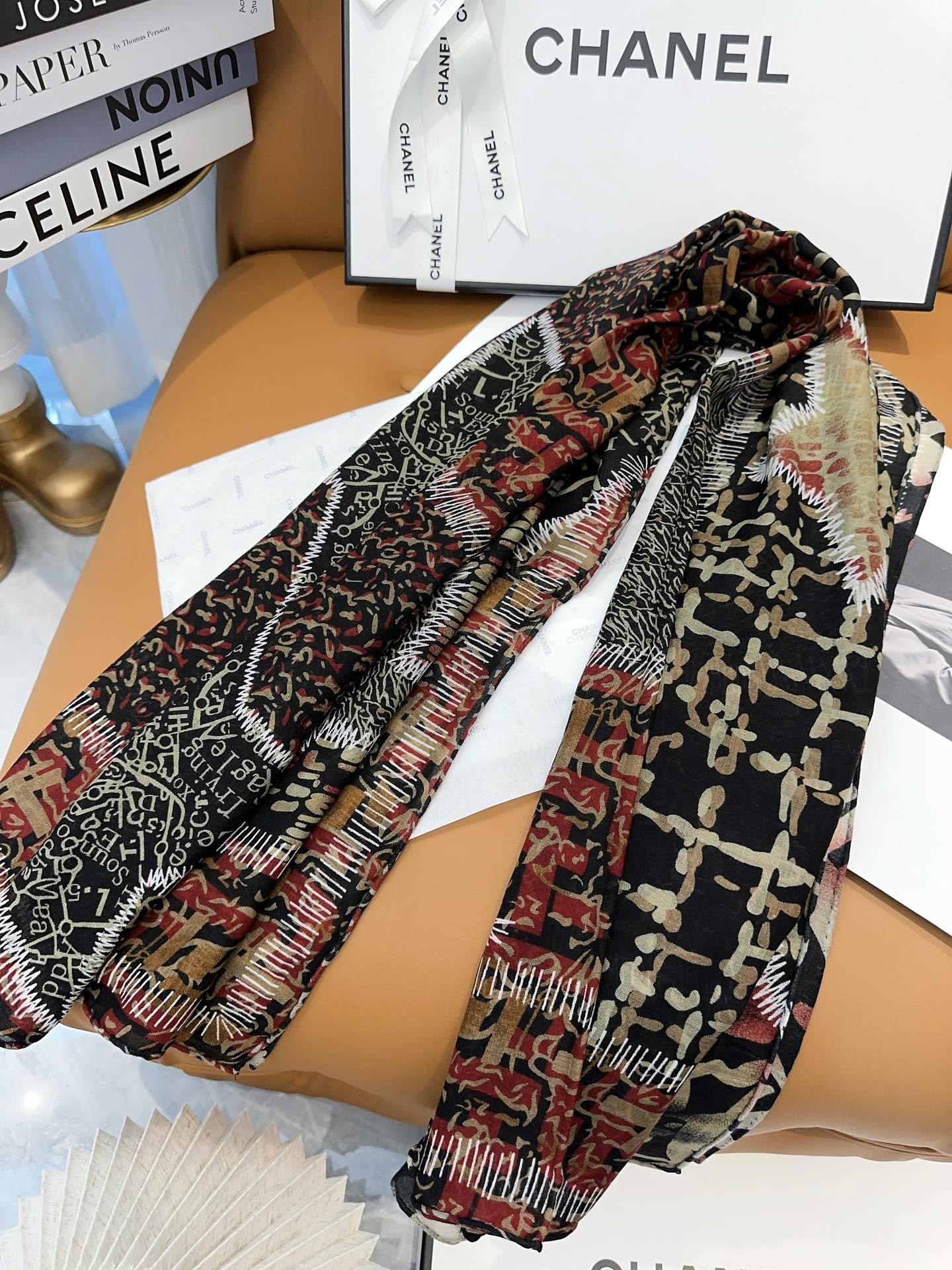 CC Square Scarf 140 CM In Colorful Silk 421294