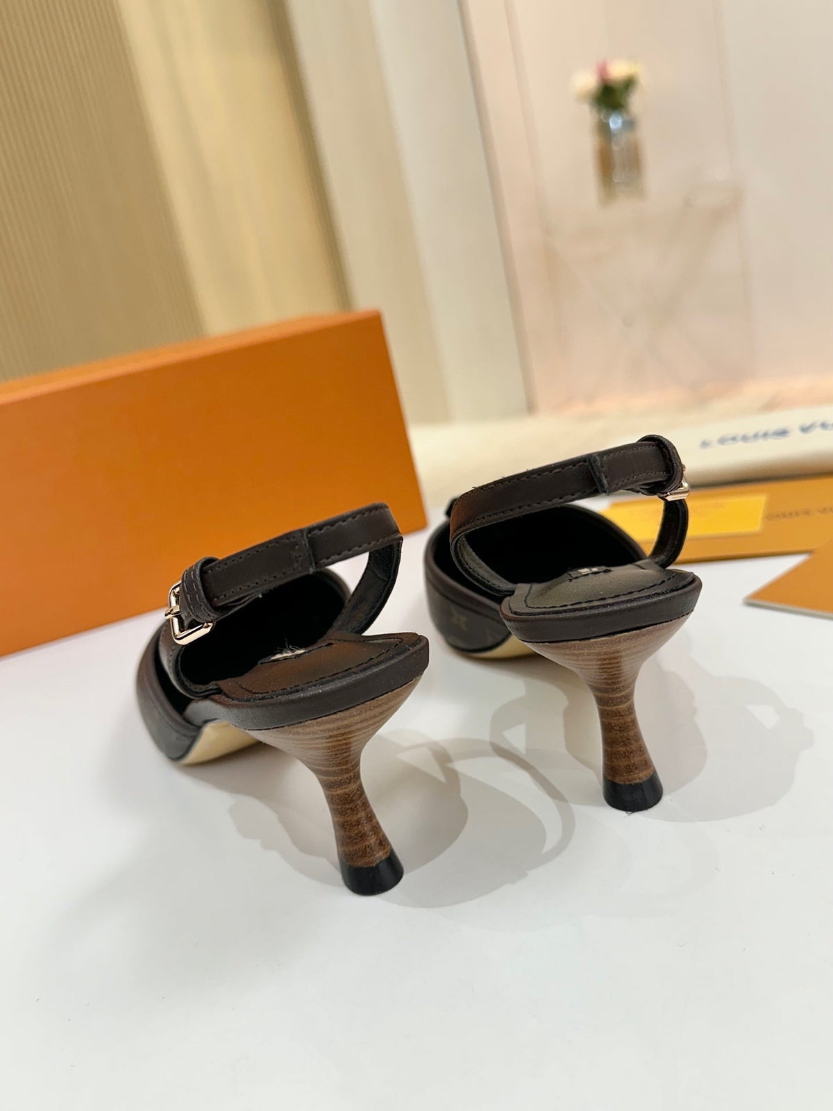 LV 26ss Slingback 60 Dark Brown Cowhide 664897