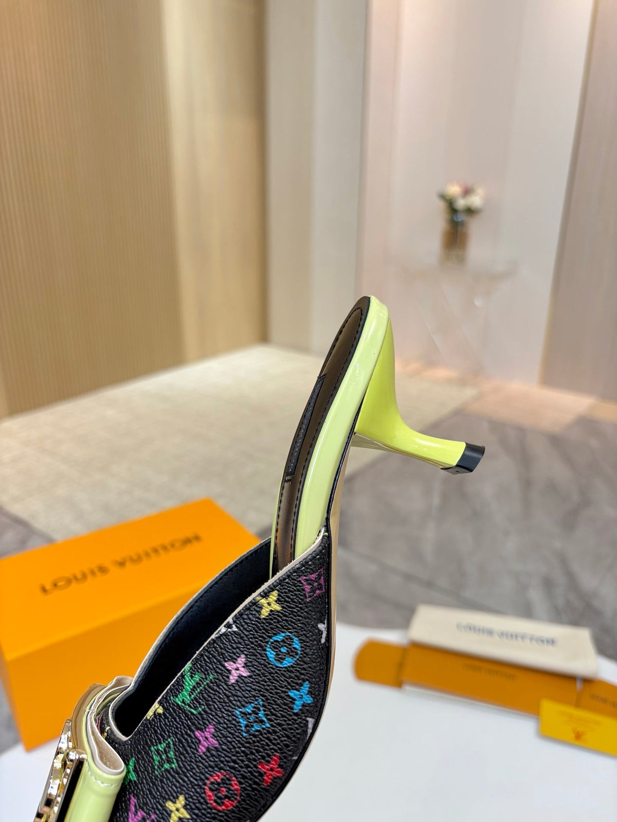 LV 26ss High-Heeled Mules 60 Black Lemon Yellow Multicolor Cowhide 664880