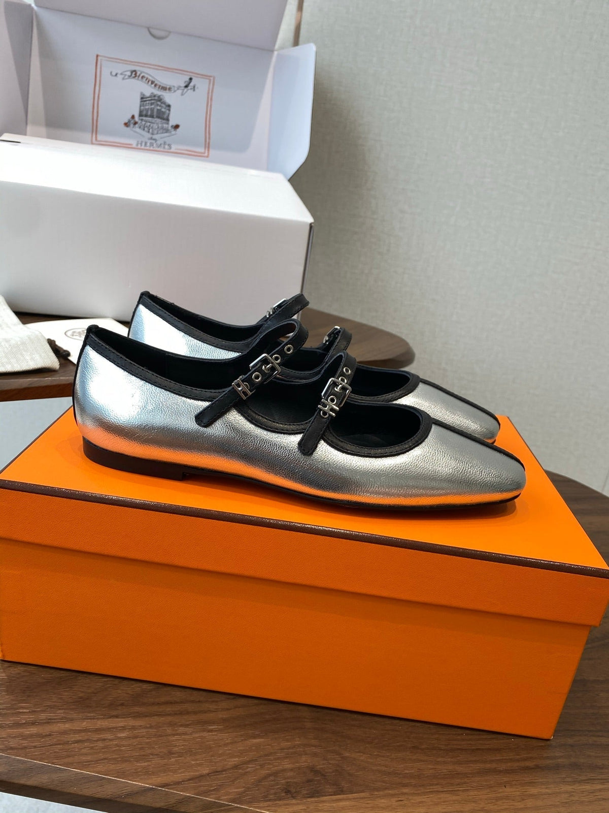HM  25s Mary Jane Double strap Sliver Calfskin  422563