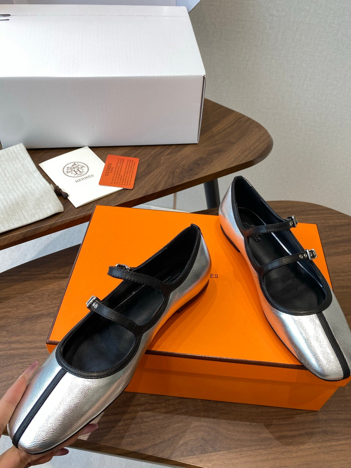 HM  25s Mary Jane Double strap Sliver Calfskin  422563