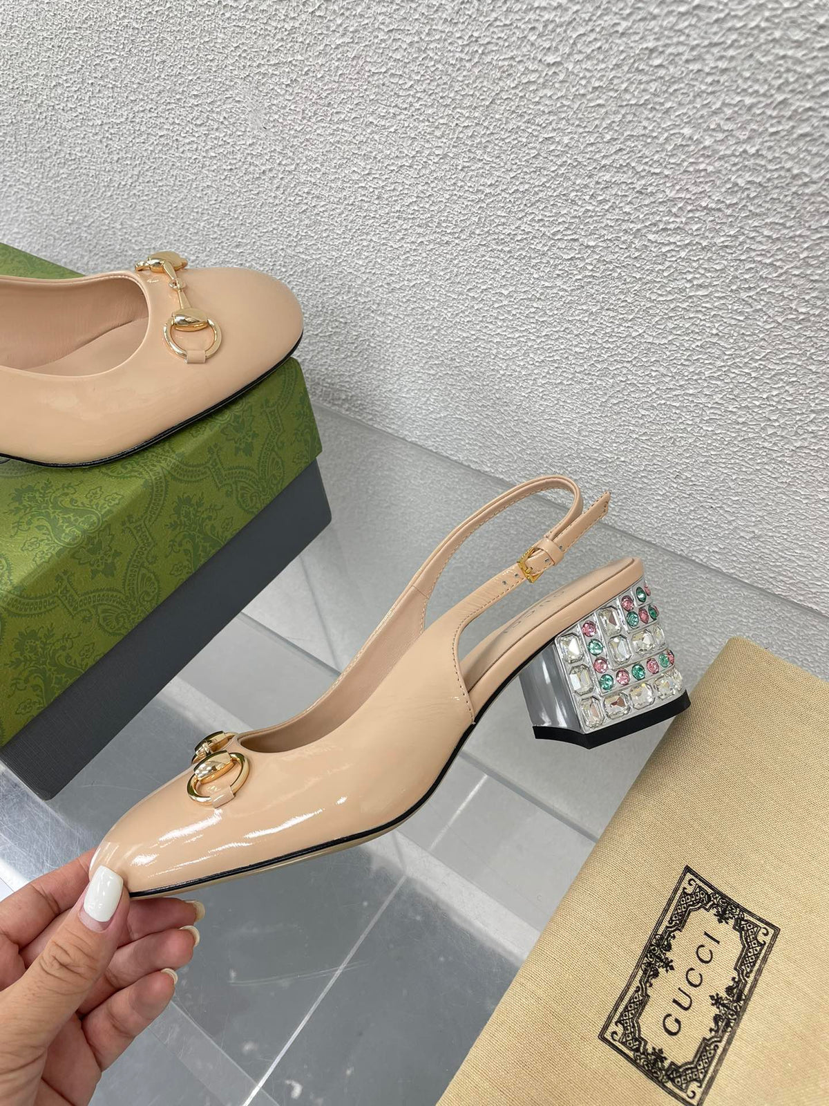 GG WOMEN'S HORSEBIT SLINGBACK IN TAN BEIGE CALFSKIN WITH RHINSTONES
