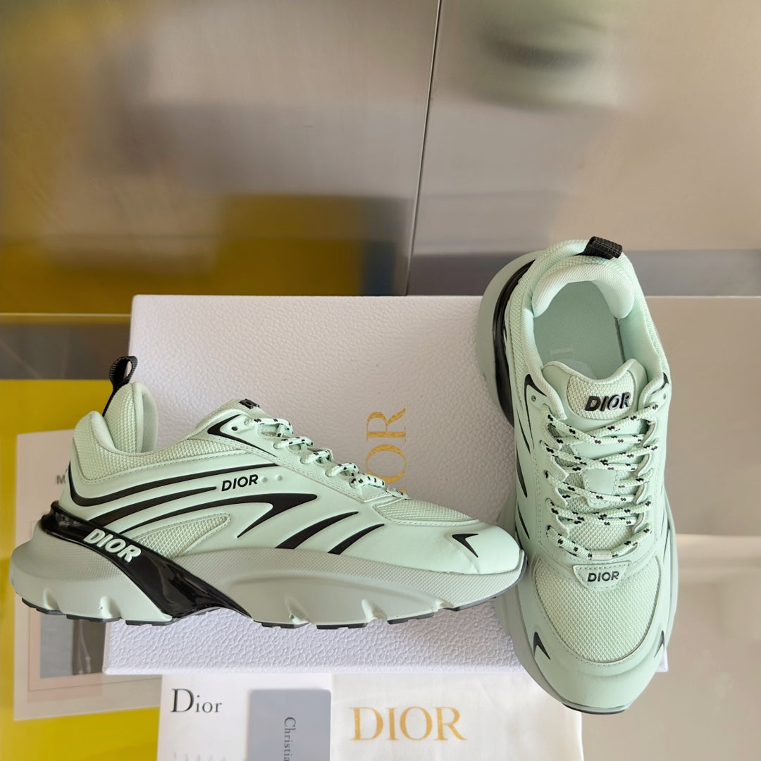 CD B32 SNEAKER MINT CALFSKIN