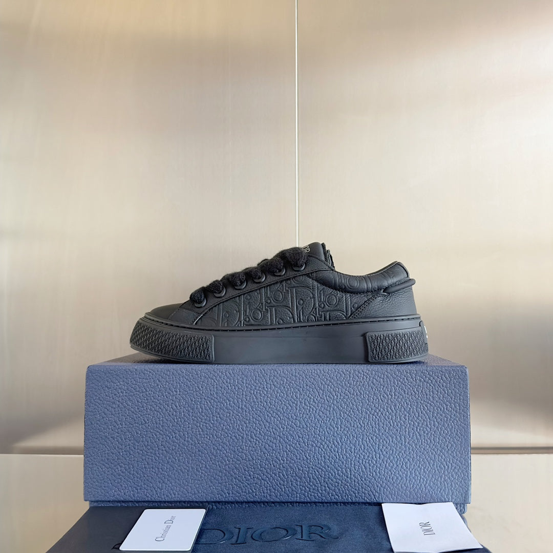CD B33 Sneaker 40mm Black Monogram Cowhide
