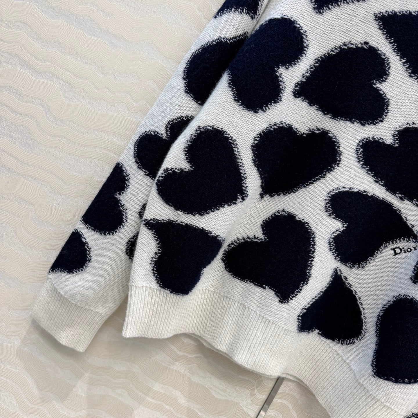Dior 2026 Navy Blue Heart-patterned Cashmere Top 427161