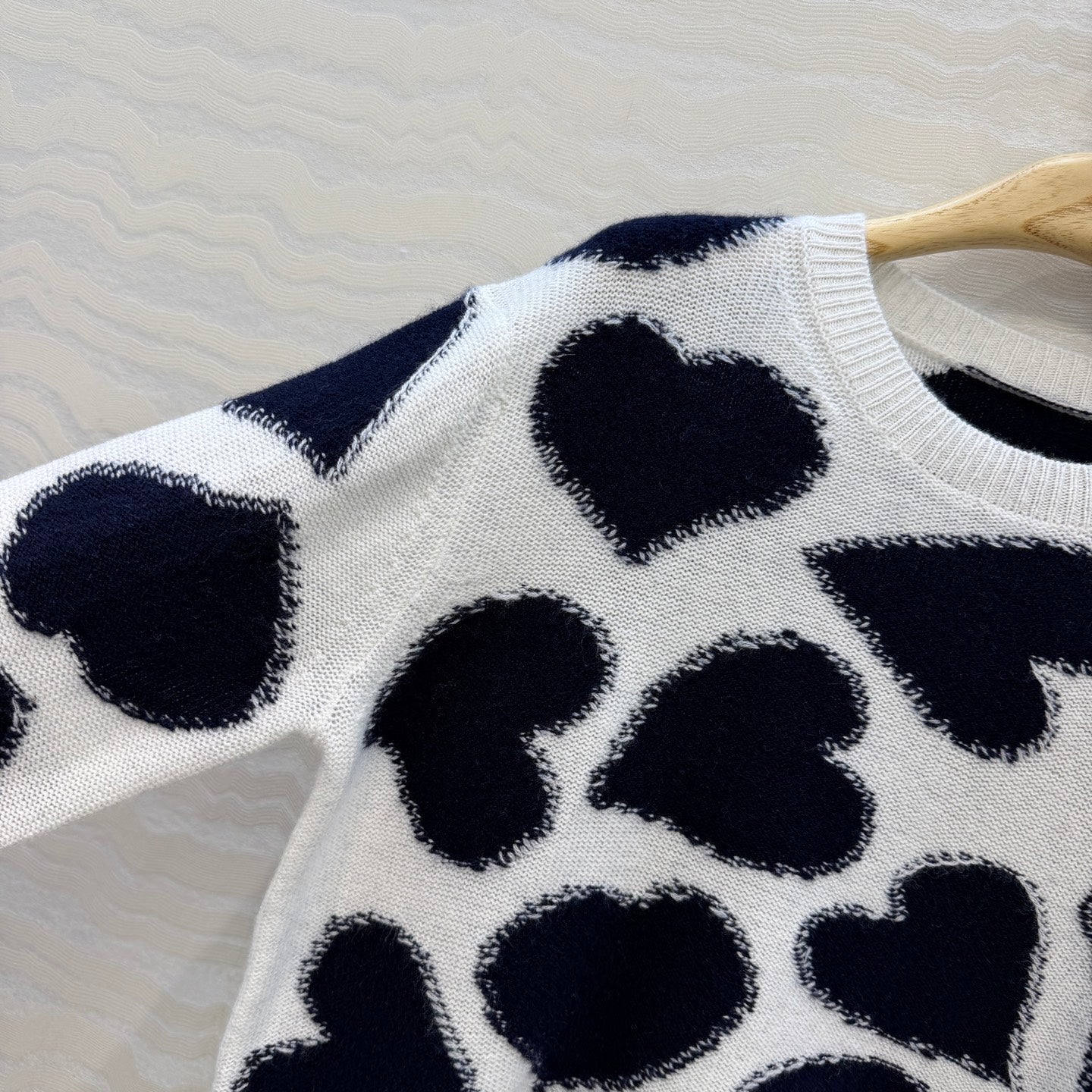 Dior 2026 Navy Blue Heart-patterned Cashmere Top 427161