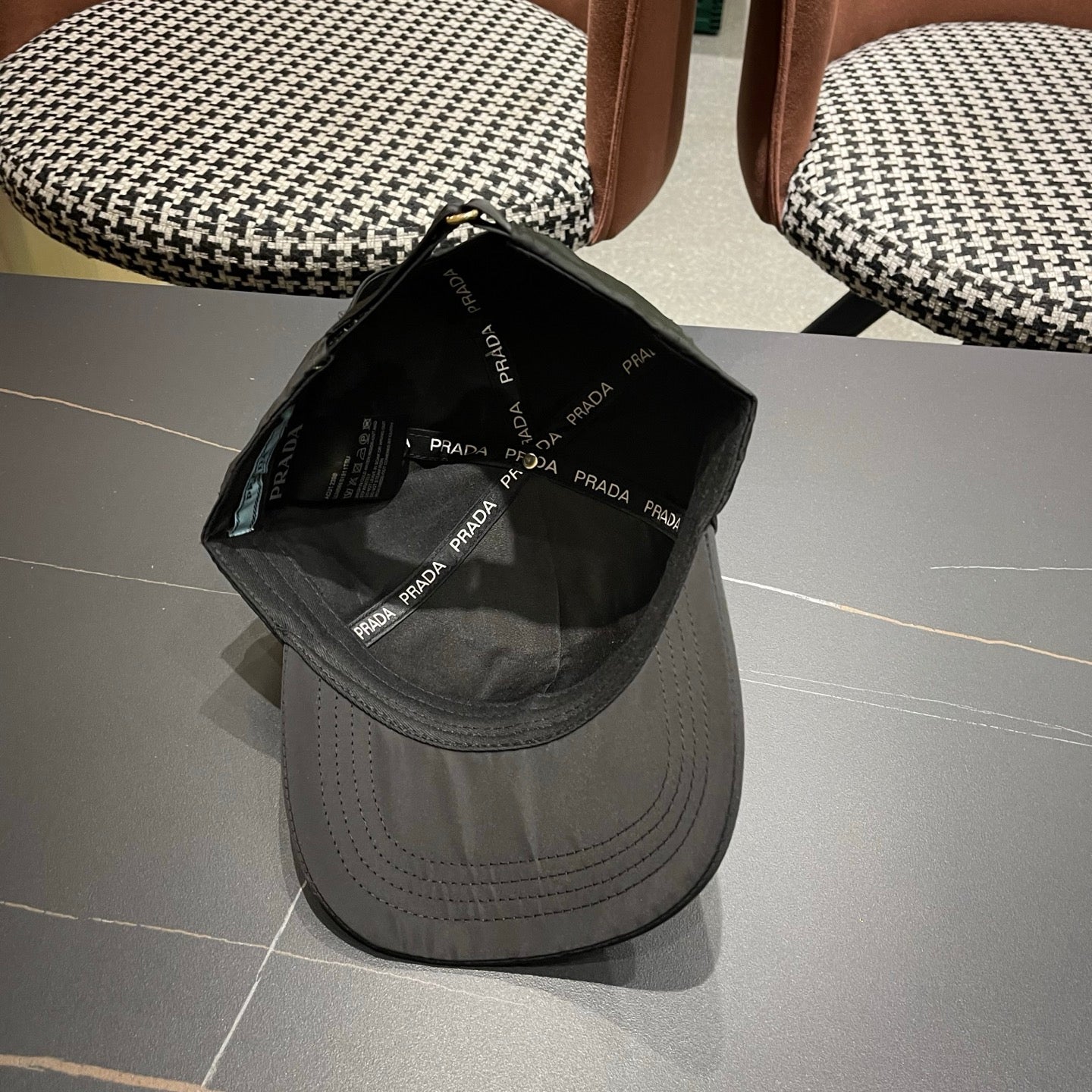 Prada Logo Cotton Hat 213504