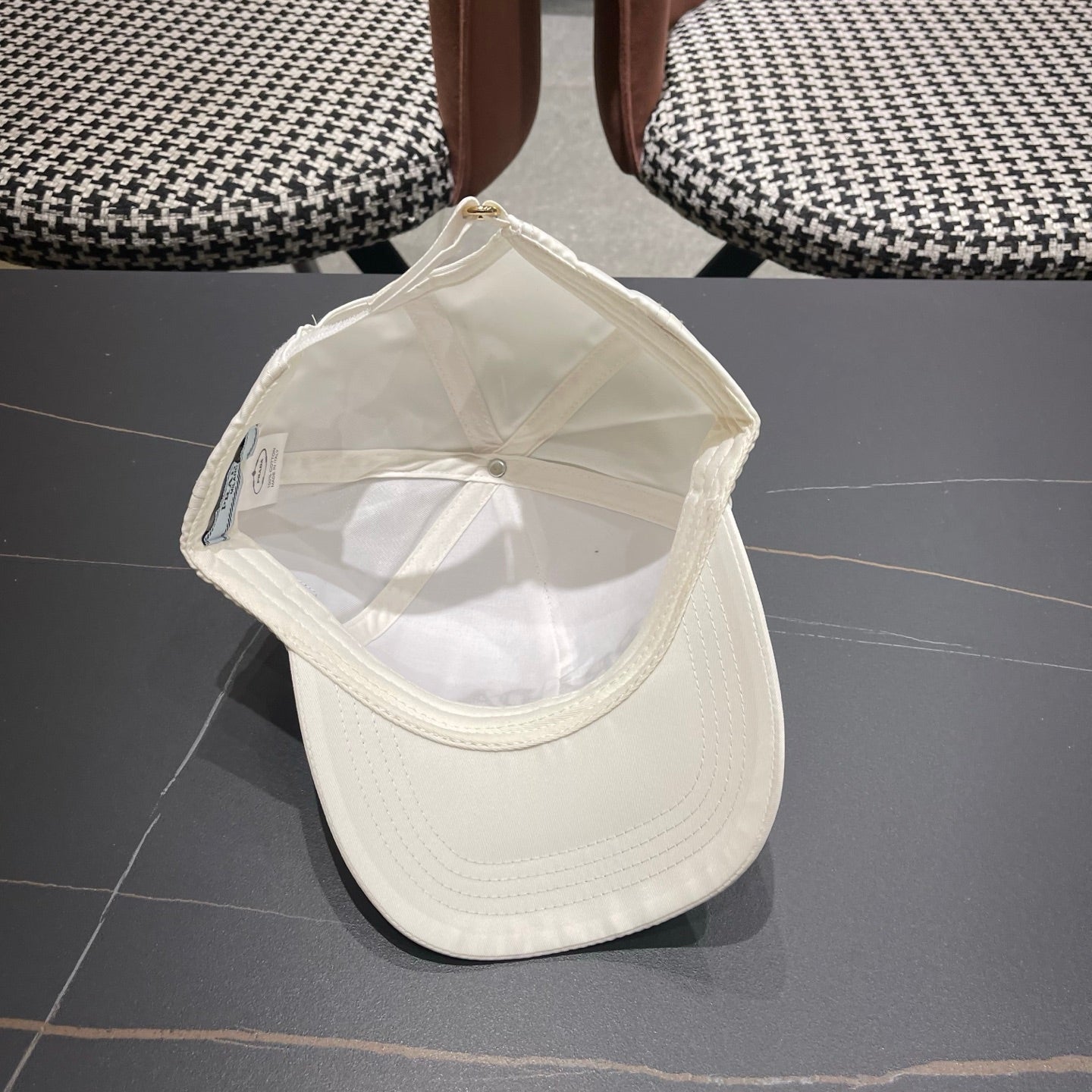 Prada Logo Cotton Hat 213504