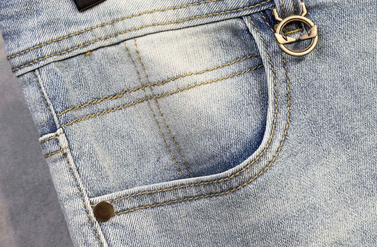 Fendi 2026 Men's Jeans Light Blue Denim 737200