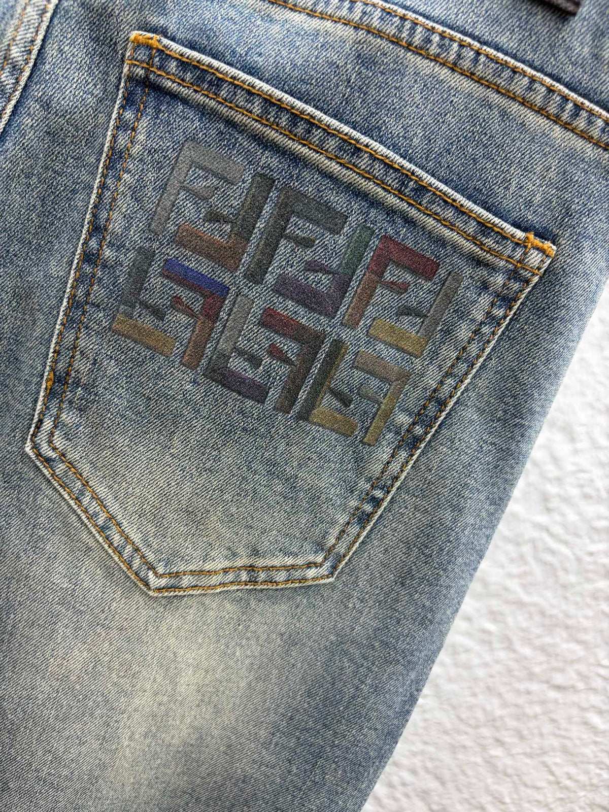 Fendi 2026 Men's Jeans Washed Blue Brown Logo Denim 738154