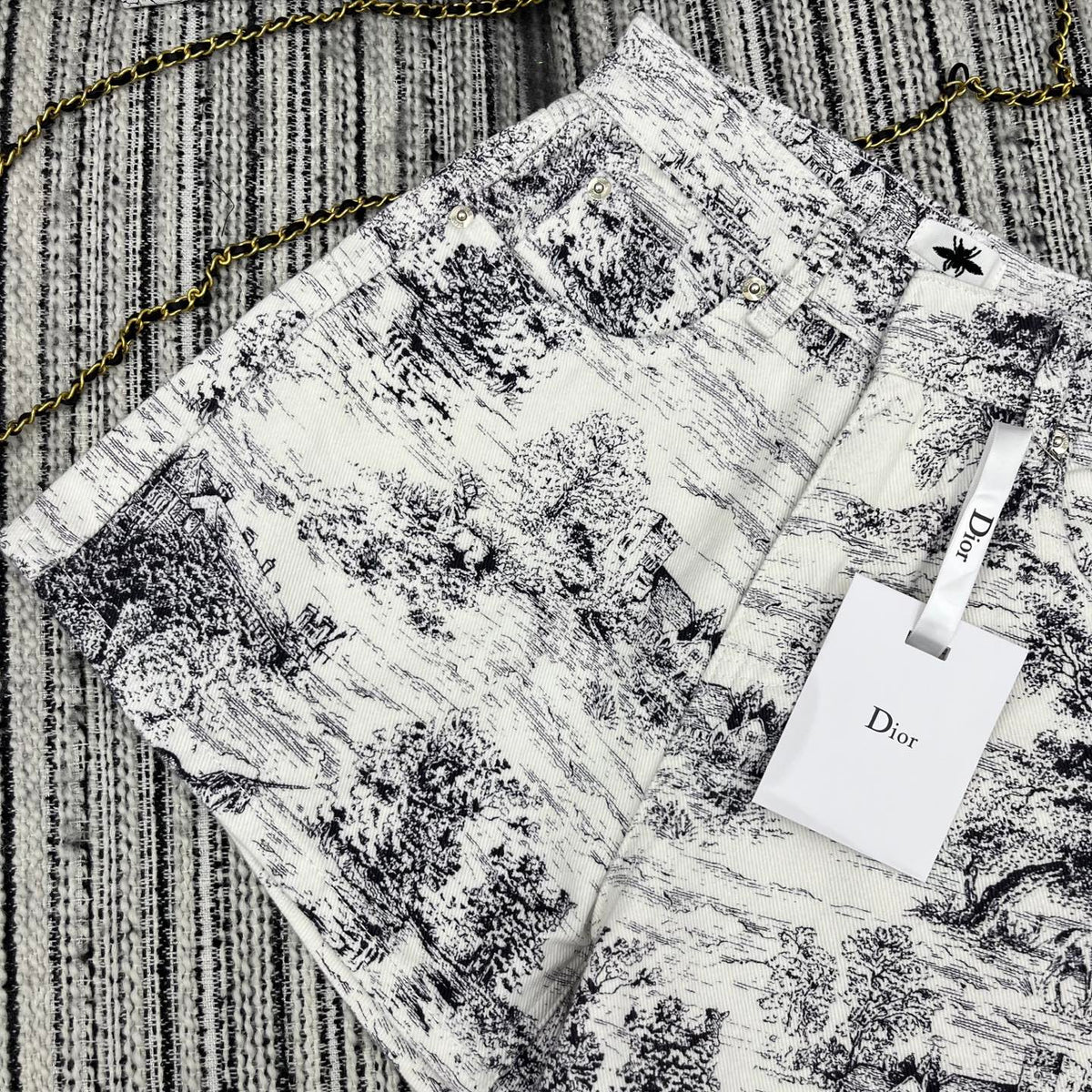 Dior 25C Short  Toile de Jouy Scotland Pattern  228386