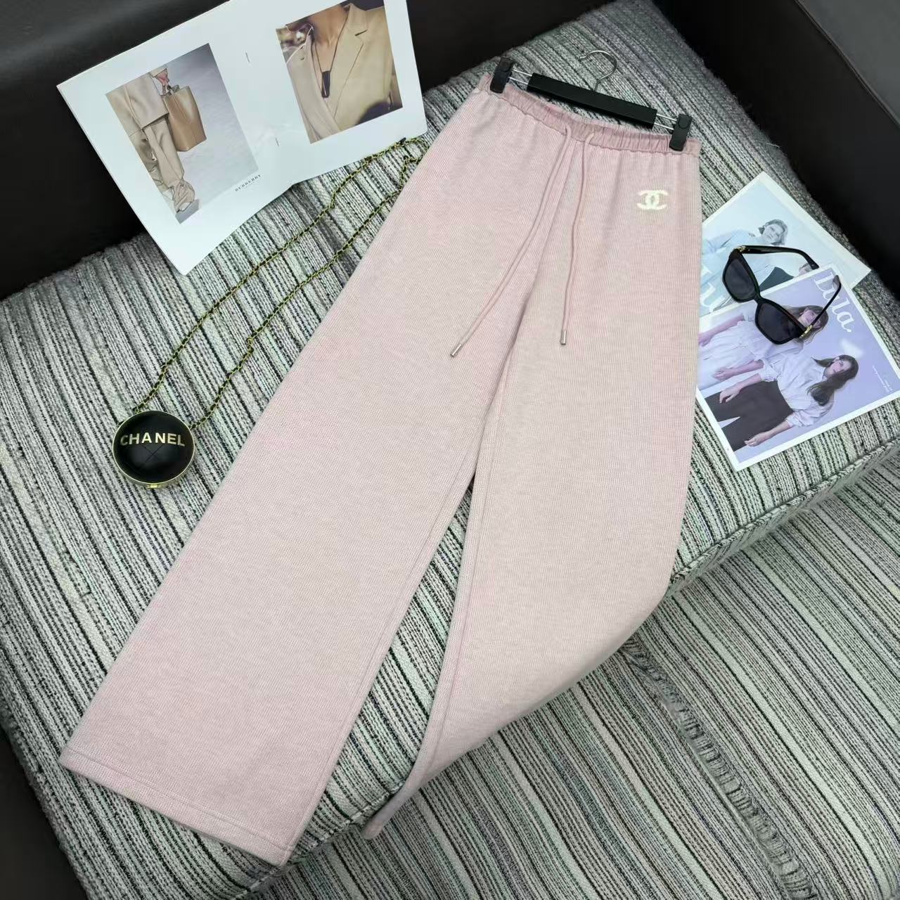 Chanel 2025 Pant Pink Wool 318975