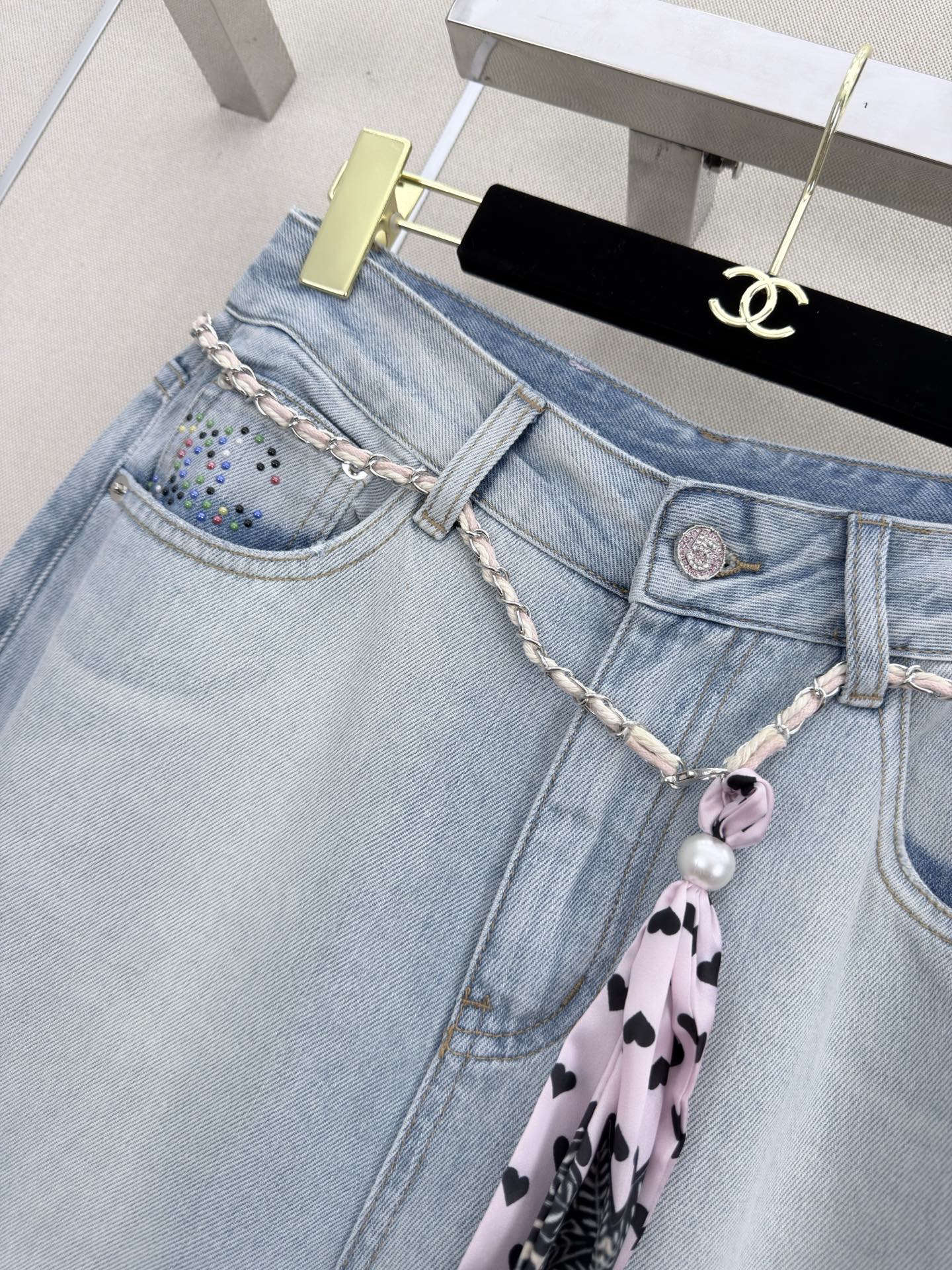 Chanel 2026 Straight-leg Jeans With Double C Rhinestone Blue Cotton 358054
