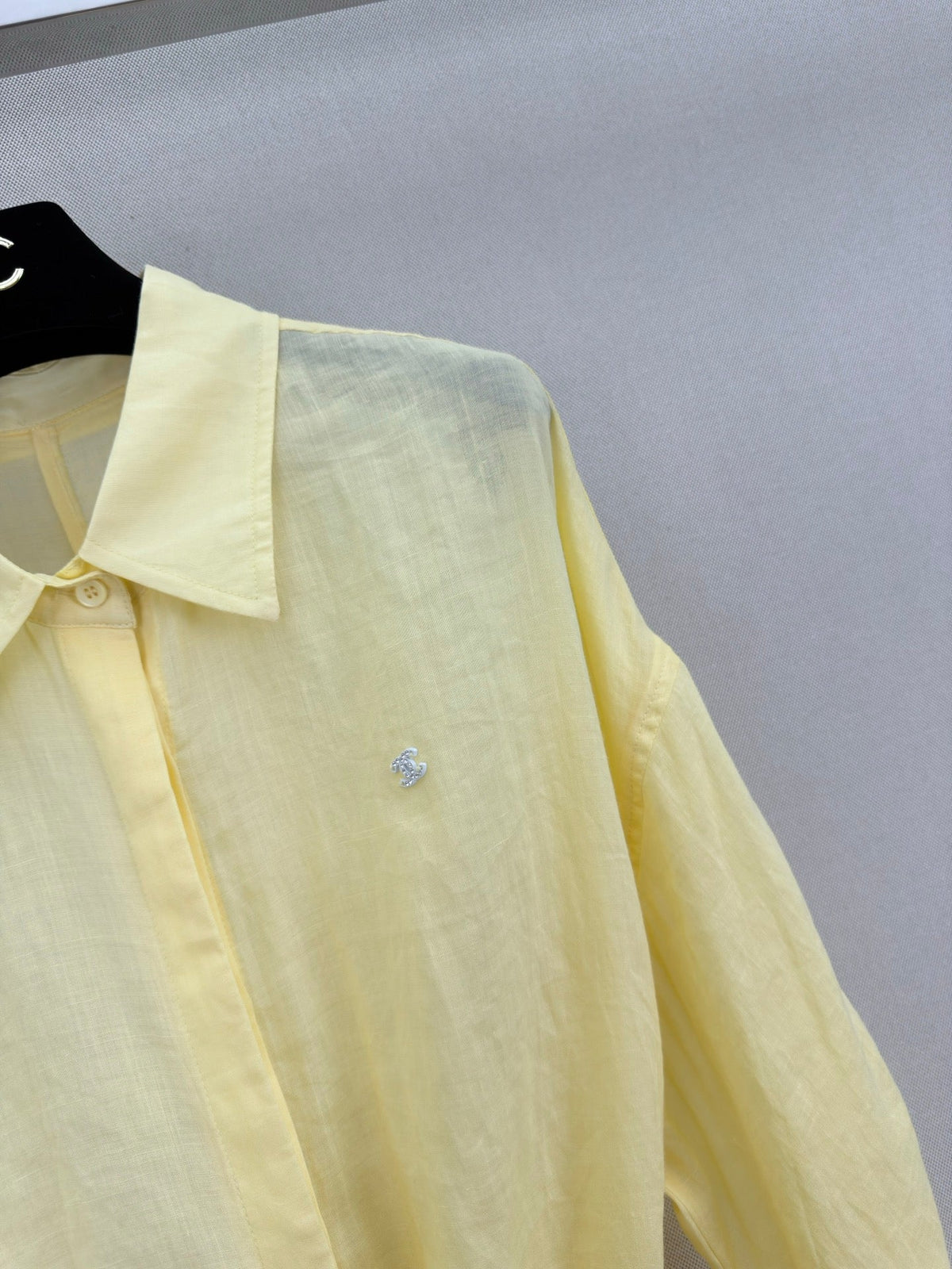 Chanel 2026 Collared Long-sleeved Shirt Yellow Cotton 358050