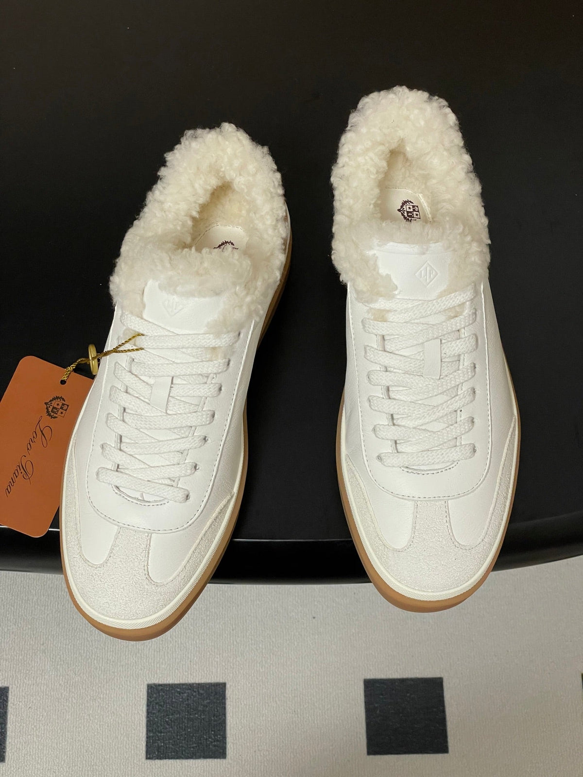 LP 25 Fur Sneaker White Suede Cowhide 534667