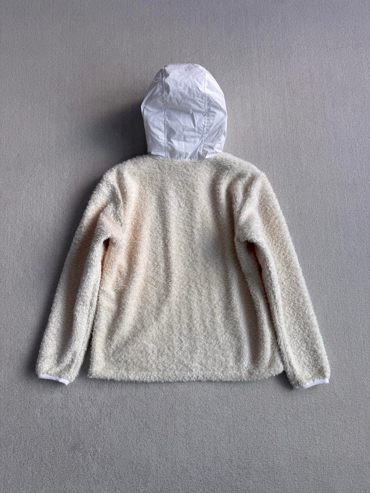 MC 2025 Sweatshirt Ivory White Teddy Felt Fabric