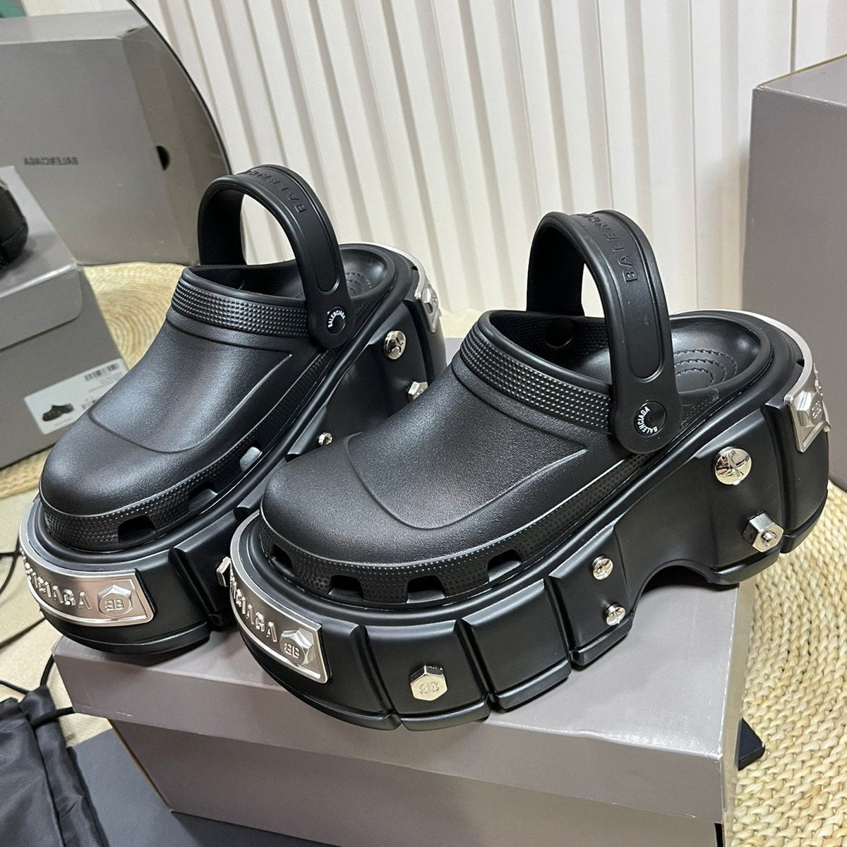 Balenciaga x Crocs Hardcrocs Black Leather 672650