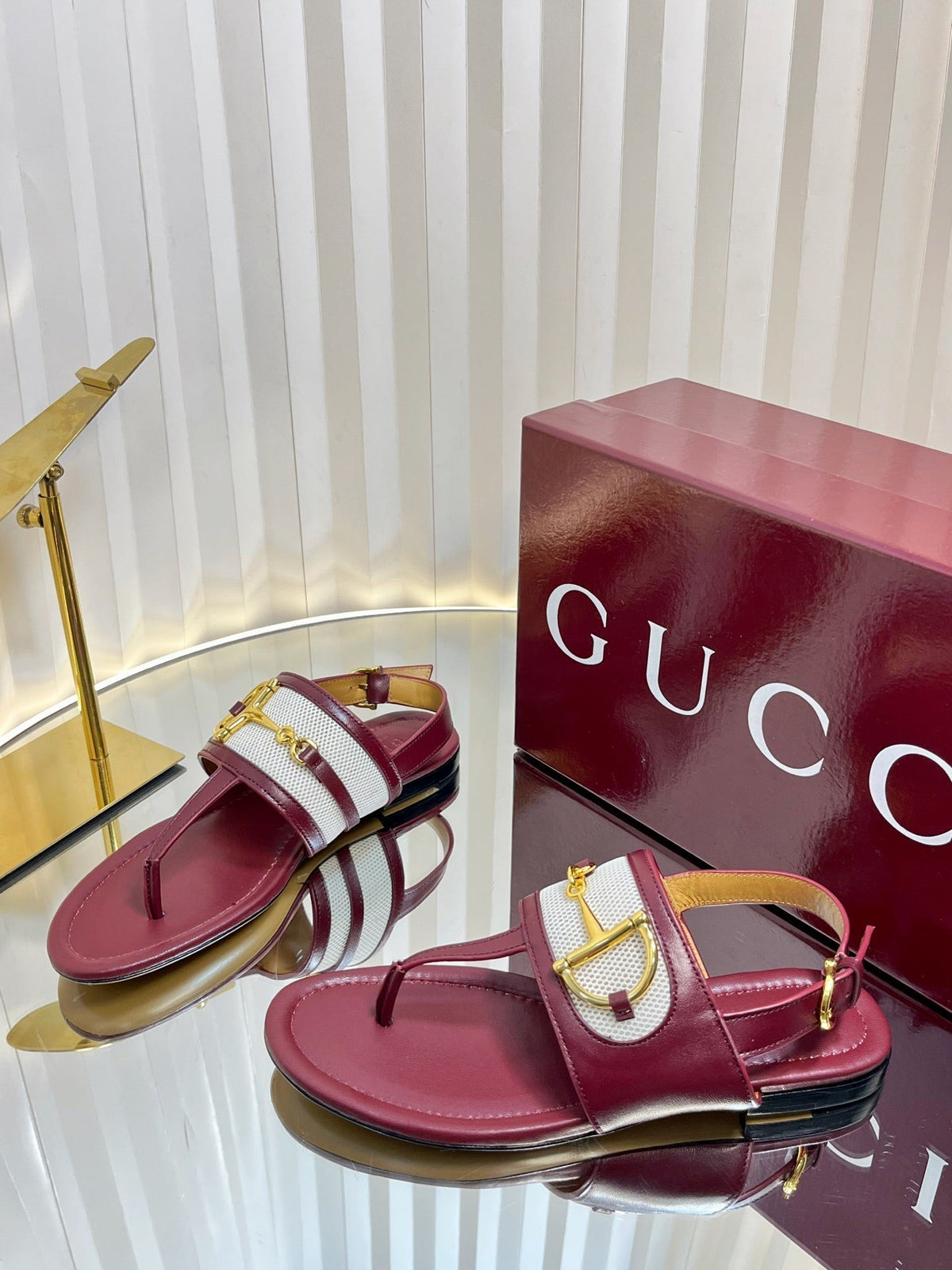 GC 25 Thong Sandal Red Canvas Sheepskin 294669