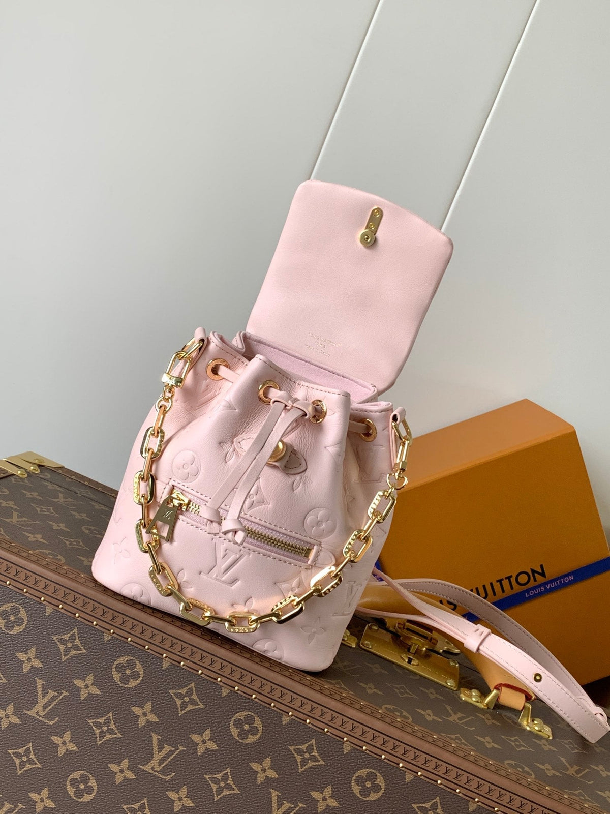LV Coussin 20cm Backpack Pink Gold Leather 252653