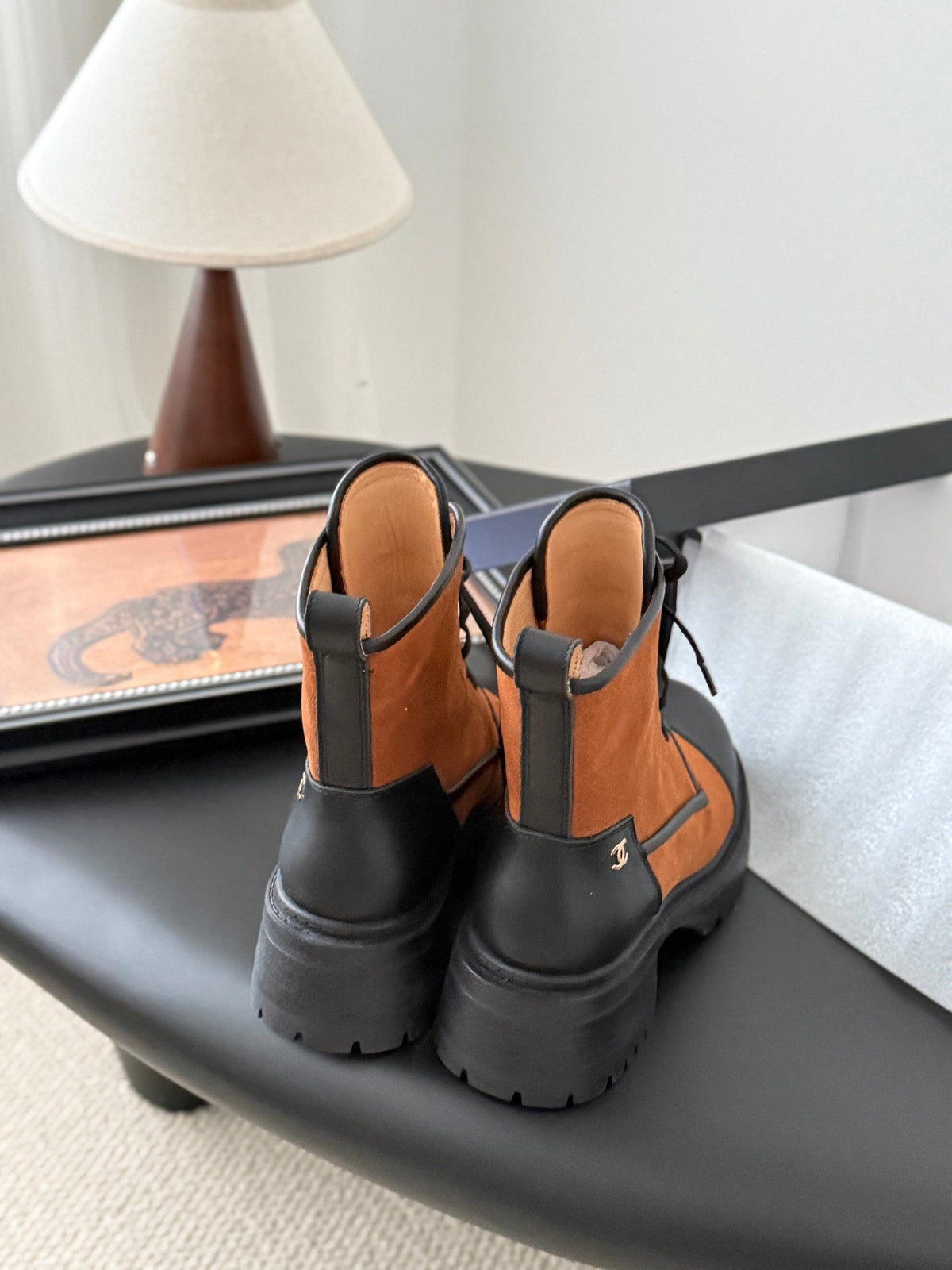 CC 25 ankle boots burnt orange black suede sheepskin 458766
