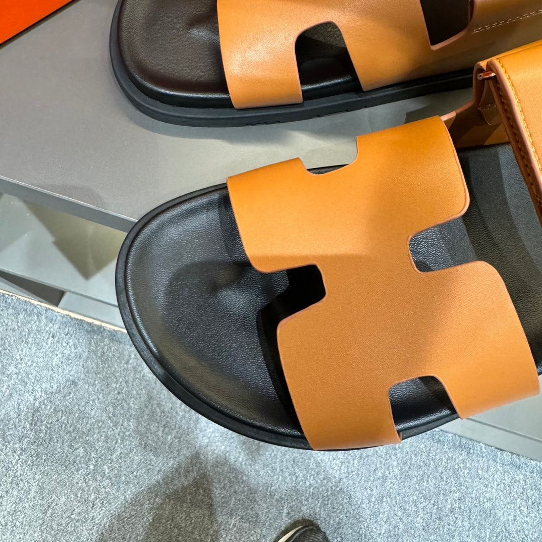 HM CHYPRE SANDAL TANGERINE CALFSKIN