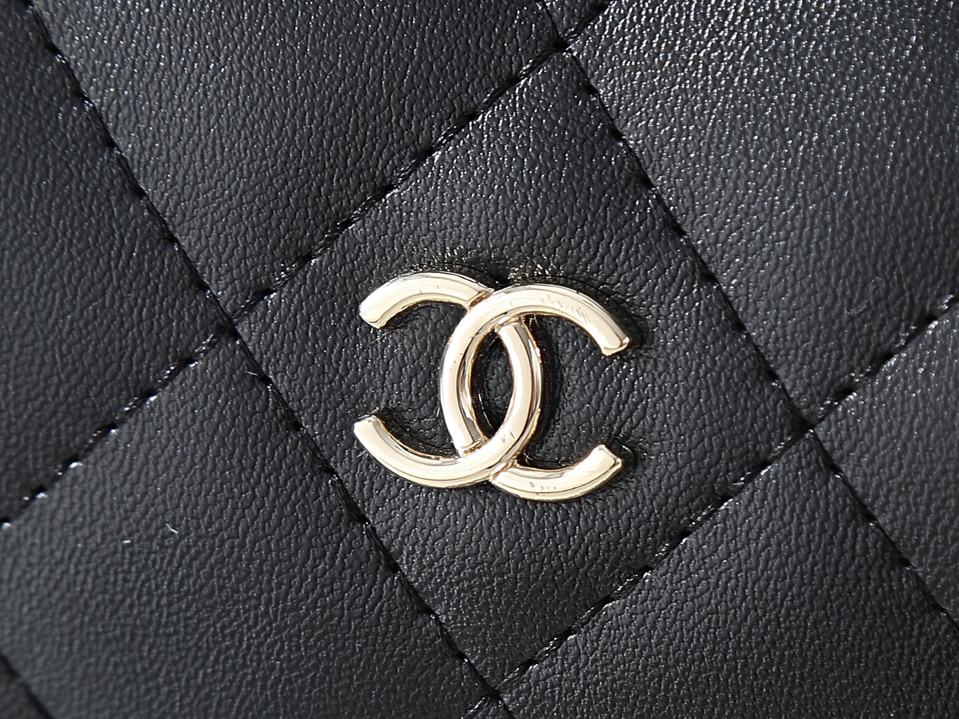 Chanel 2026 Chain Clutch 22cm Demin And Calfskin