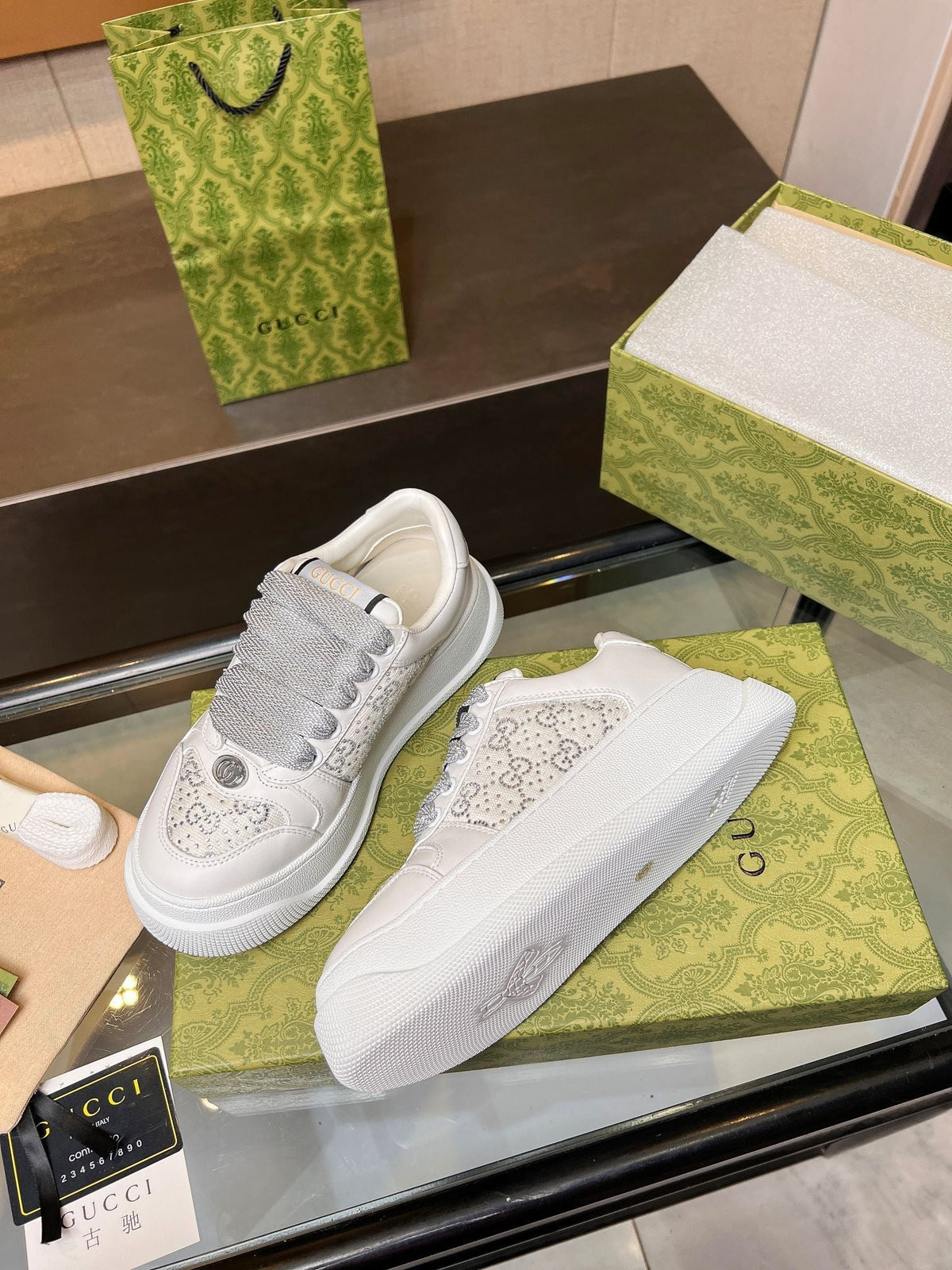 GG Men's Screener Sneaker Cream White Canvas Sheepskin 523603
