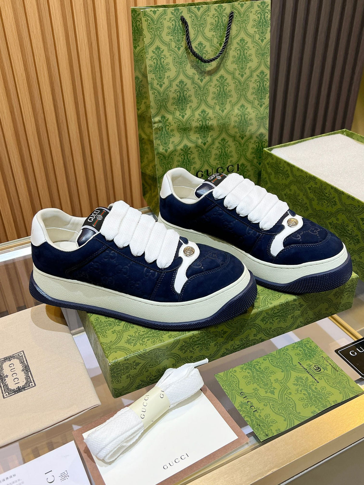 GG Men's Screener Sneaker Blue Canvas Sheepskin 523610