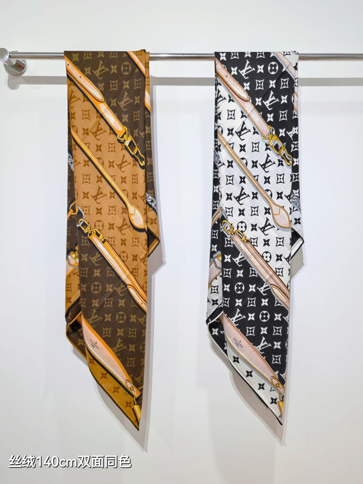 LV Double Sided Scarf 140 Black White Monogram Cashmere Silk 168760