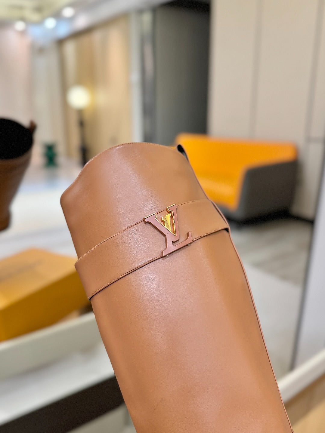 LV 25 Metal Buckle Riding Boots Tan Sheepskin  573887