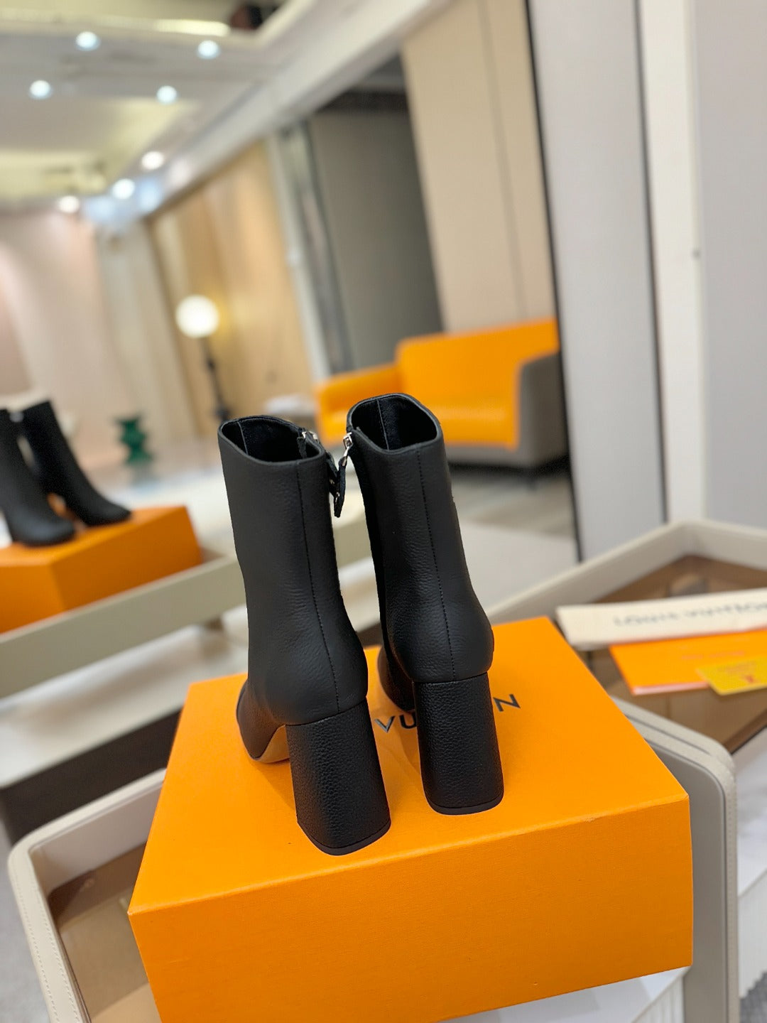 LV Ankle Boots 90 Black Calfskin 573717