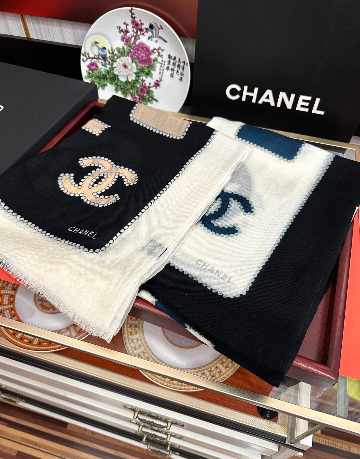 CC 25 Newest Design Scarf 200 CM In White Black Blue Cashmere 292965