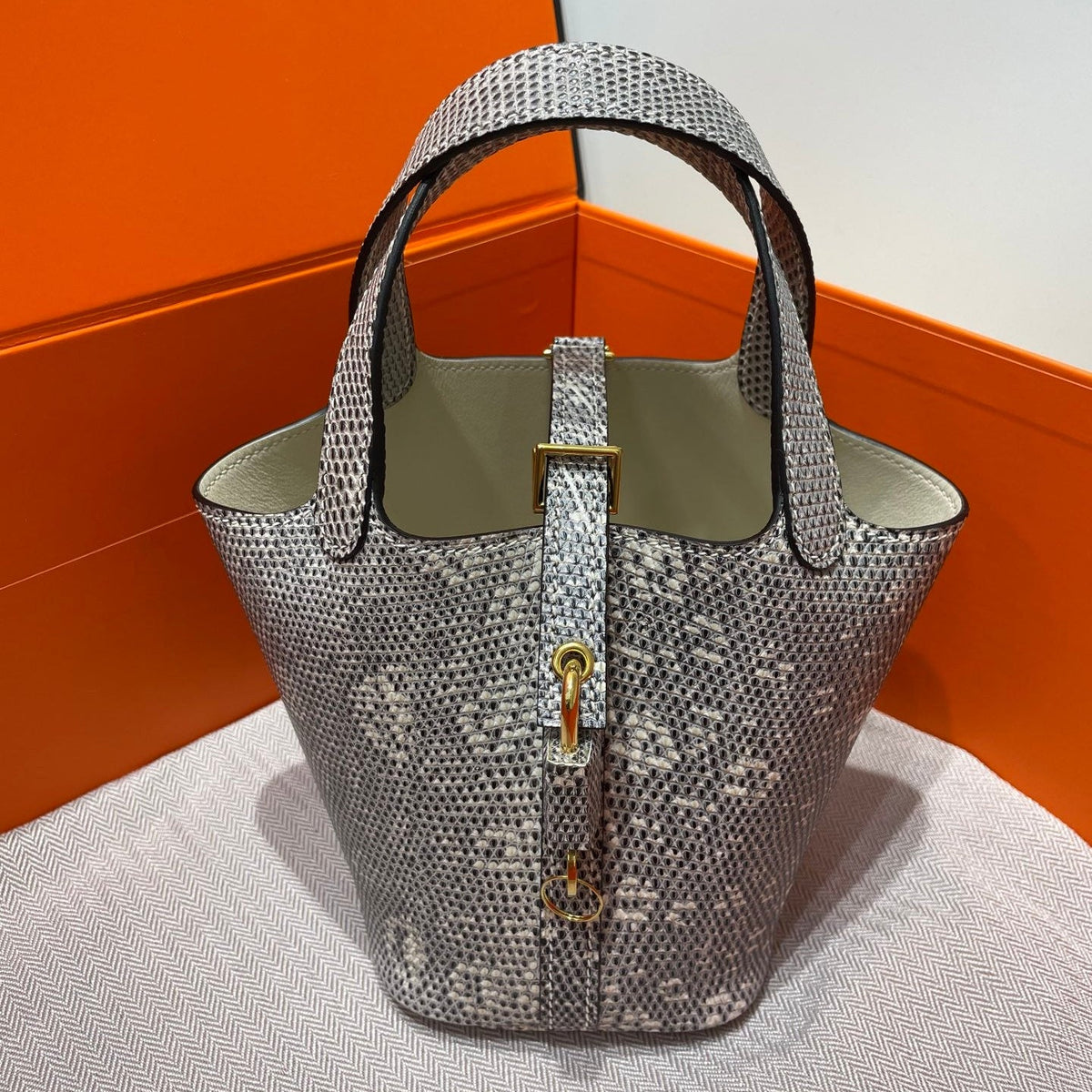 High-end Hermes 2026 Micro Picotin Lock 14 Bag Lizard Skin