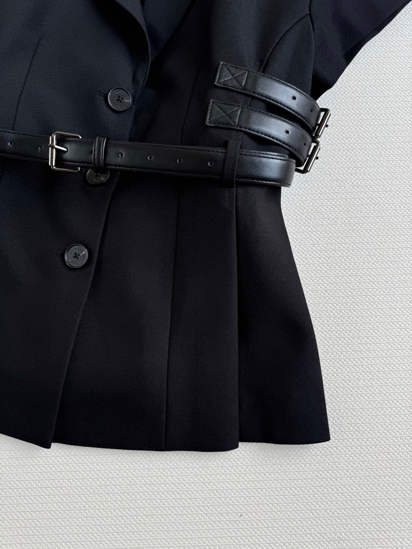 CD 25 Vest With Belt Black Wool Viscose
