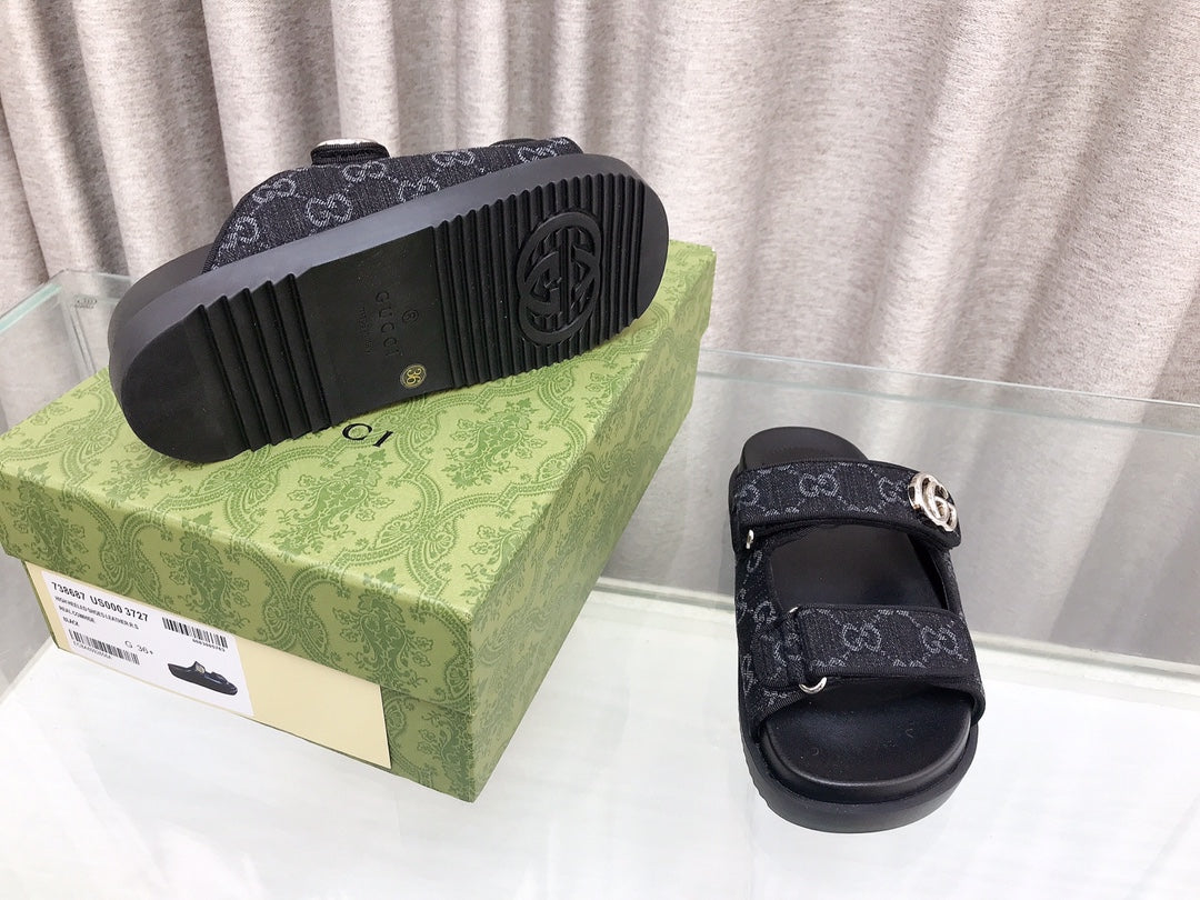 GG  Rubber Sole Logo Sandals Black Caro