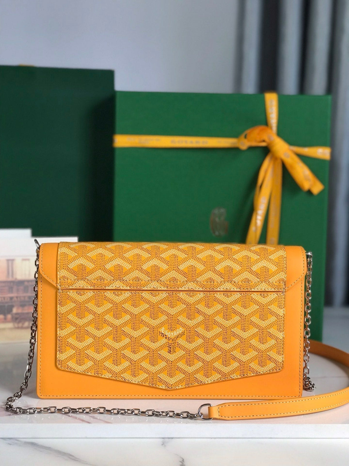 DUCHESSE MARIE-CAROLINE BAG 25 IN YELLOW GOYARDINE CANVAS AND SMOOTH CALFSKIN