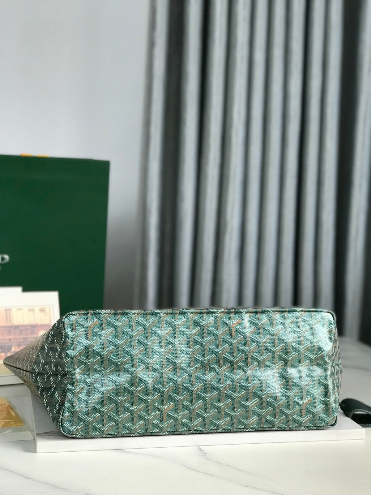 SAINT LOUIS PM 34 IN GREEN GOYARDINE CANVAS AND CALFSKIN