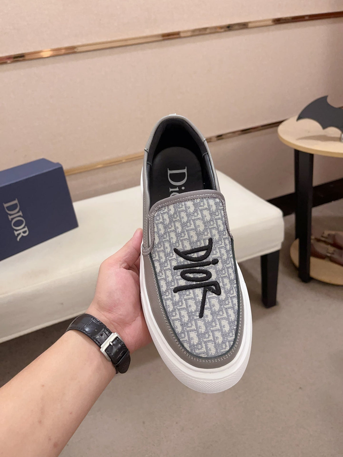 CD B23 SLIP ON GRAY CALFSKIN AND JACQUARD
