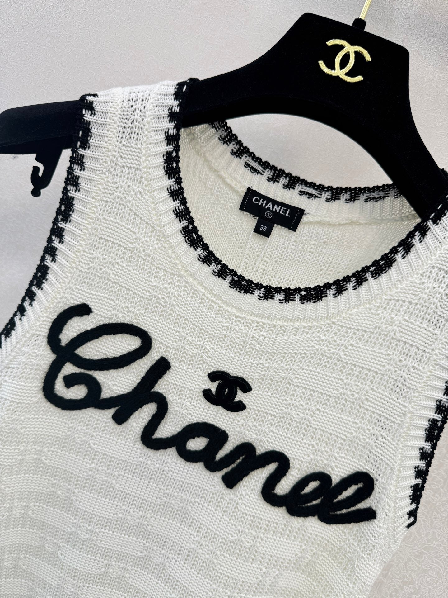 Chanel 2026 Embroidery Logo Vest White Black Wool 364271
