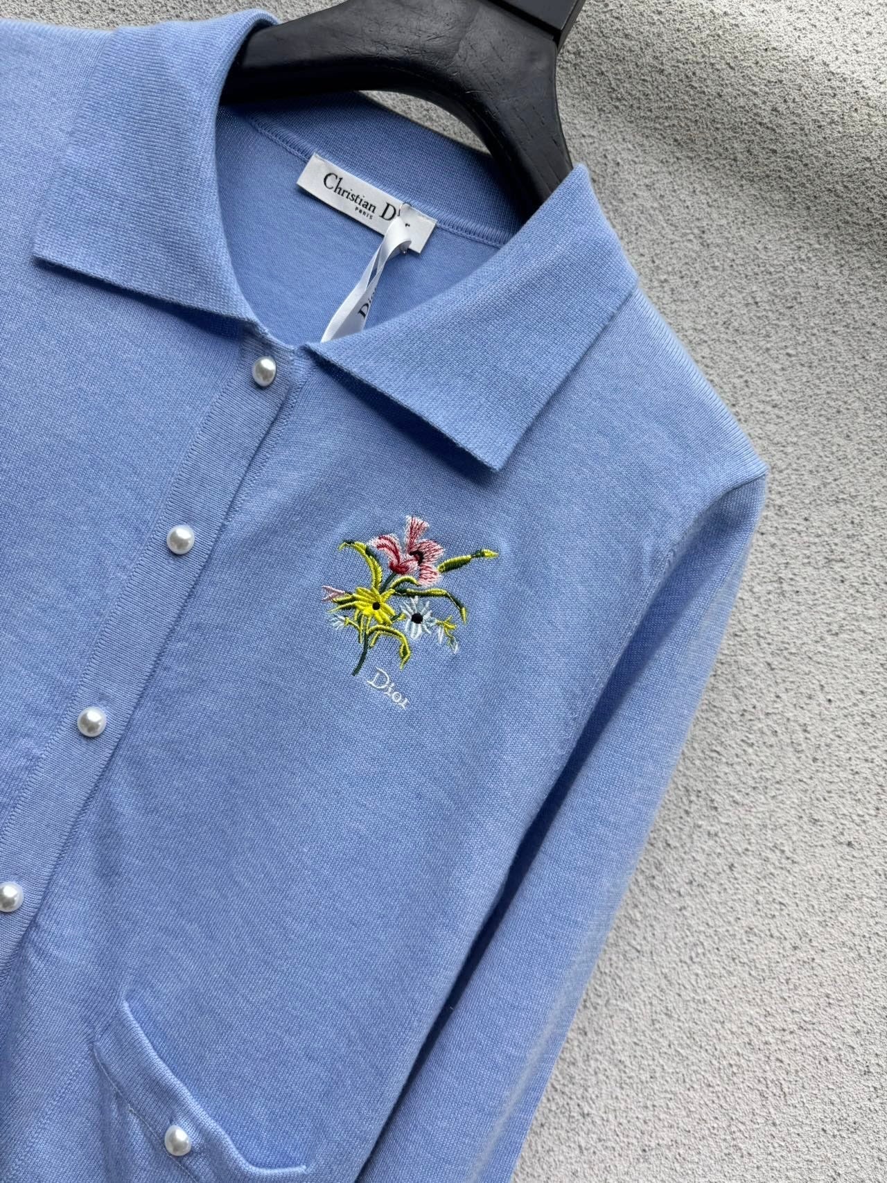 Dior 2026 Knitted Wool Cardigan With Flower 913239