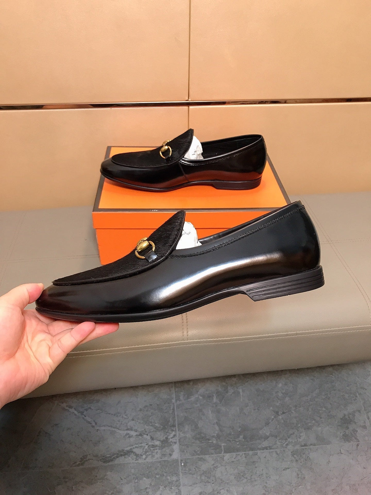GG Men's Horsebit Loafer Black Patent Leather 541588