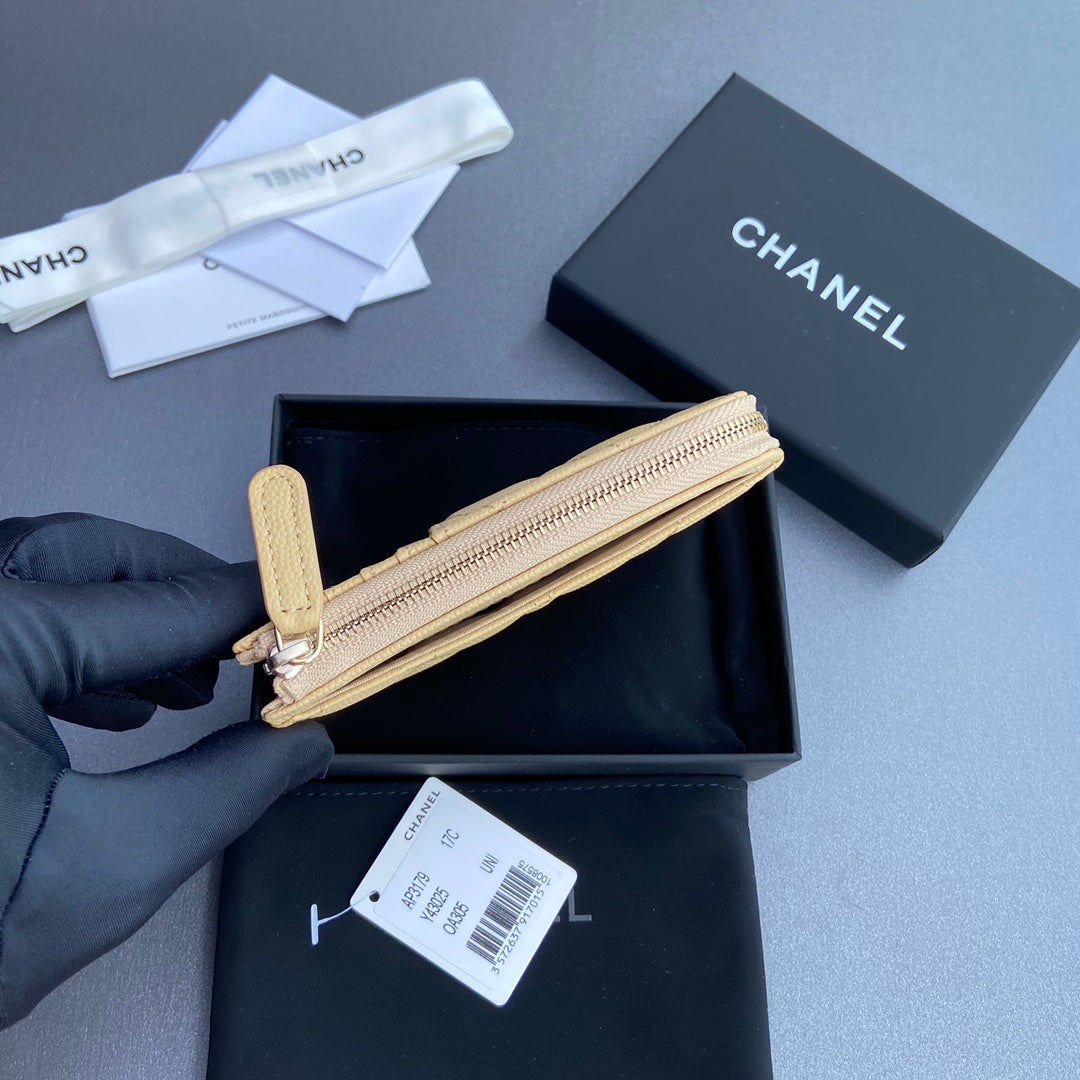 Chanel 2026 Quilted Card Holder 13cm Apricot Grained Calfskin