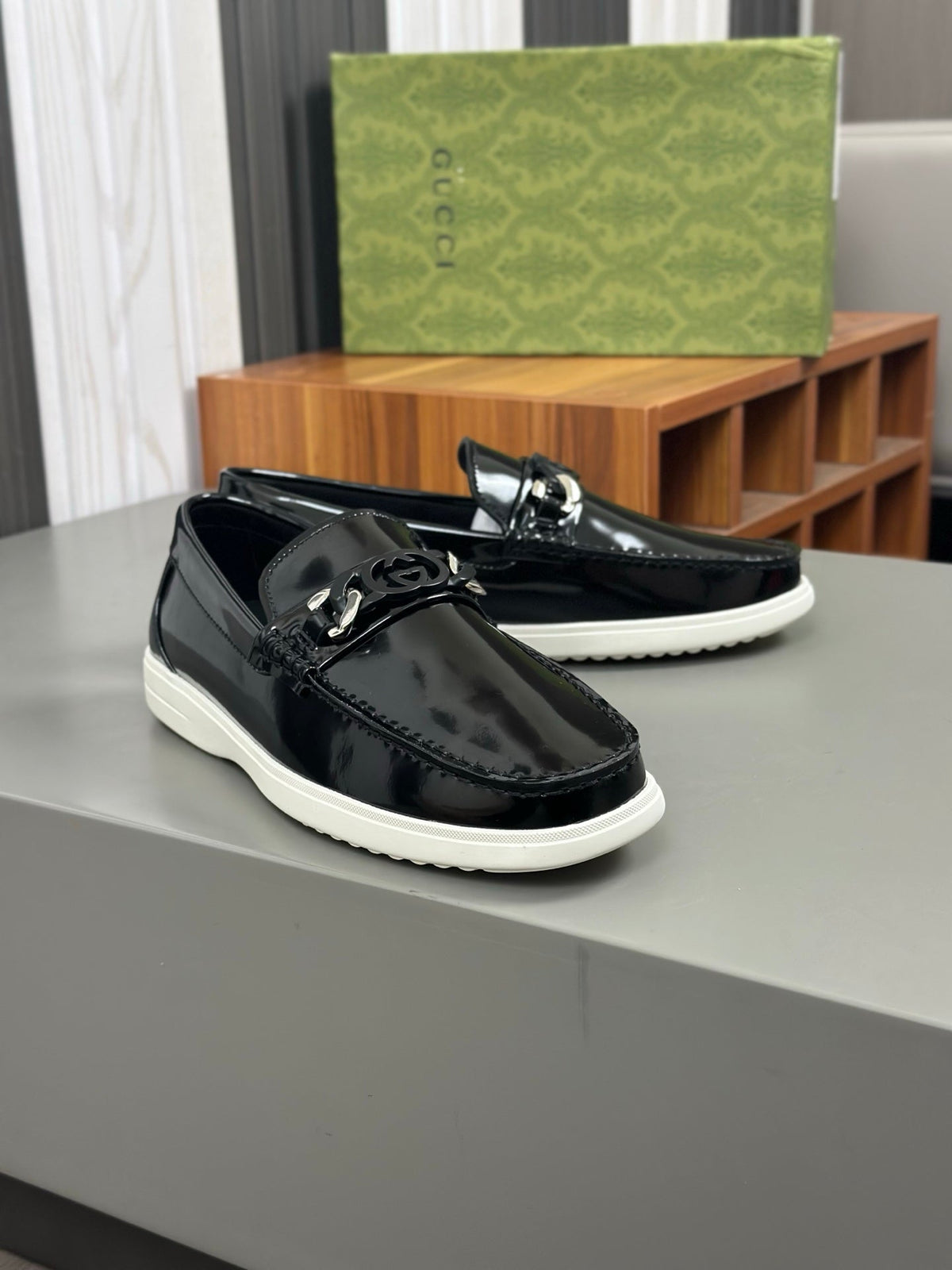 GG Men's Loafer Black Patent Leather 573503