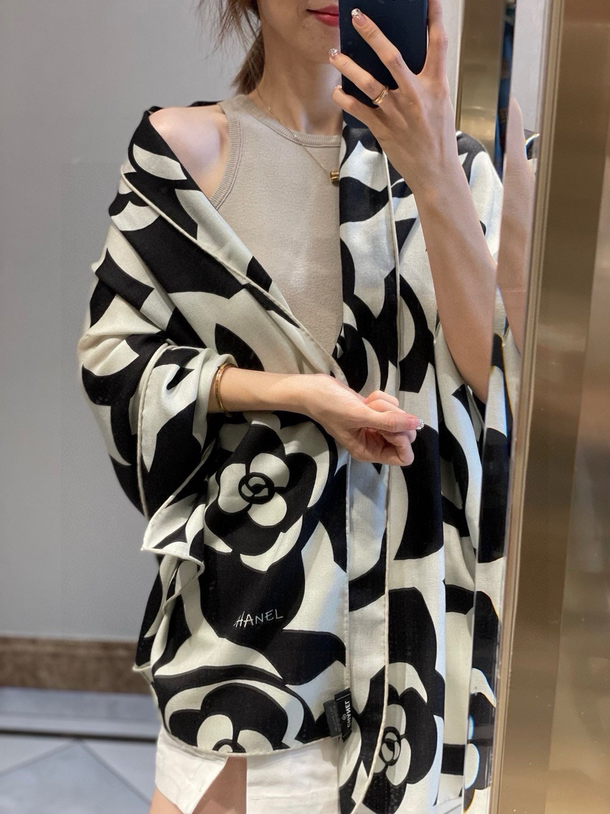 CC Scarf 190 CM In Black And White Floral Print Cashmere Silk 208542