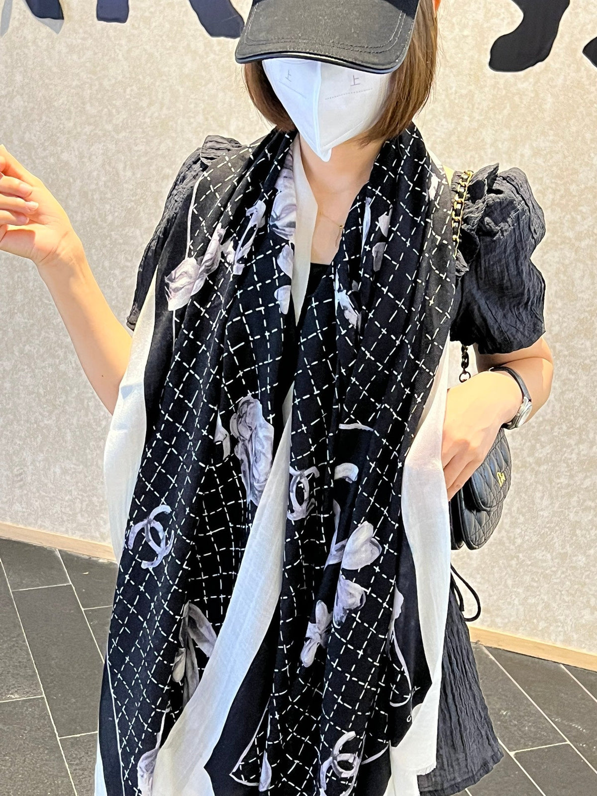 CC Scarf 200 CM In Black White Cashmere Silk  255991